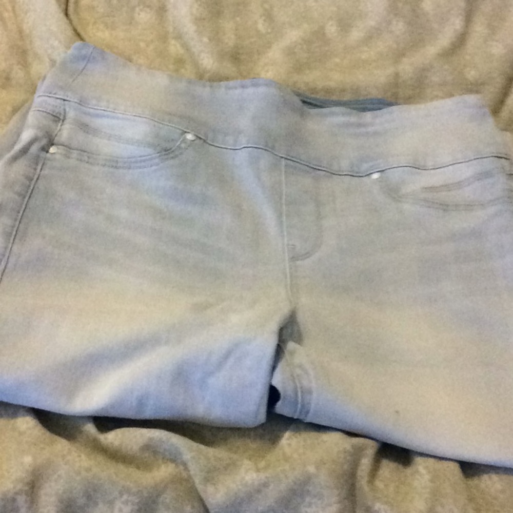 SEVEN brand light wash pull-on denim jeans, 12 - Picture 1 of 3